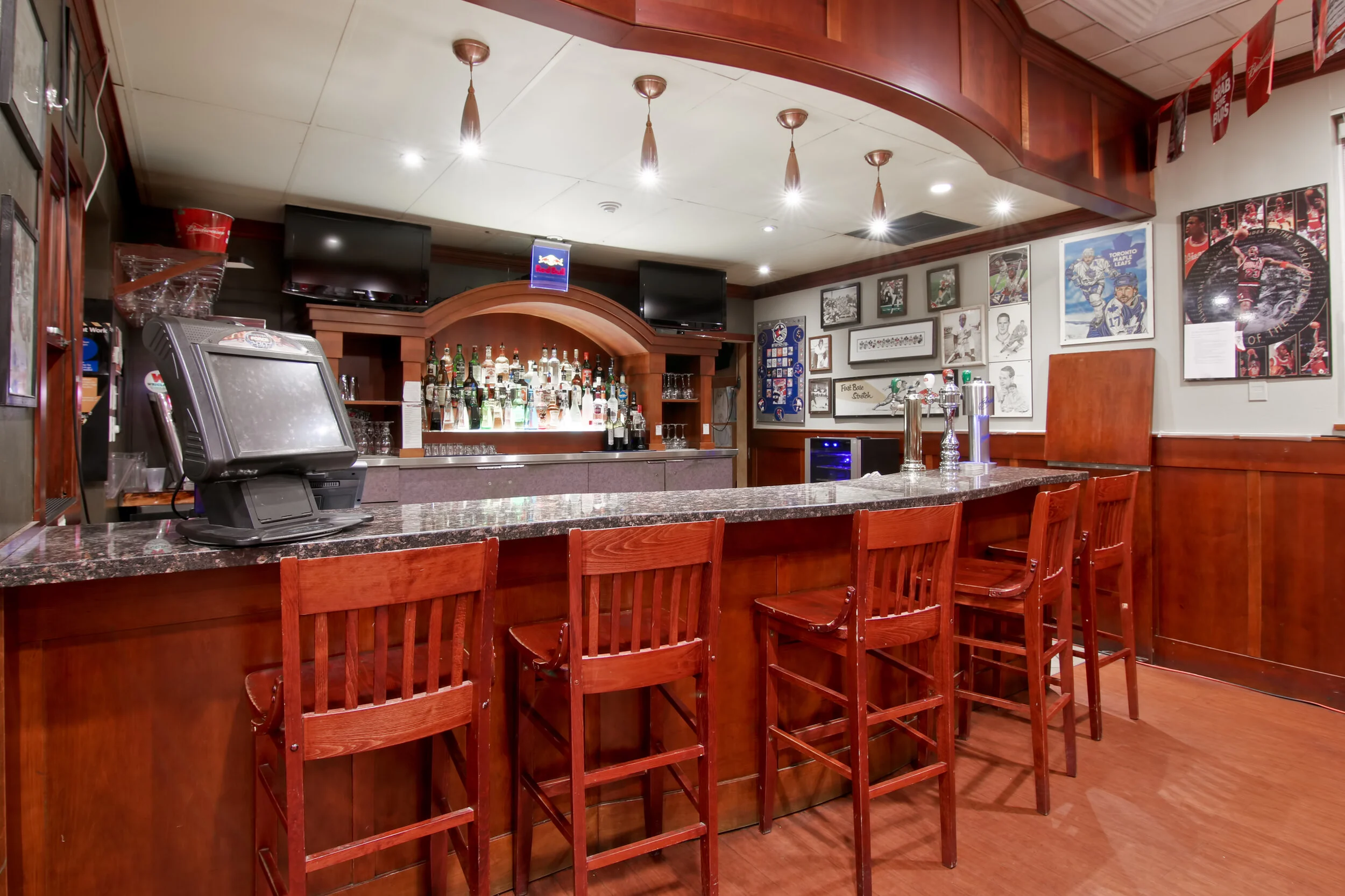 Wrigley’s Sports Bar and Lounge