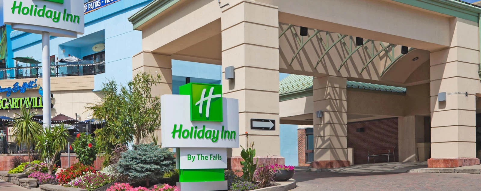 Holiday Inn By The Falls