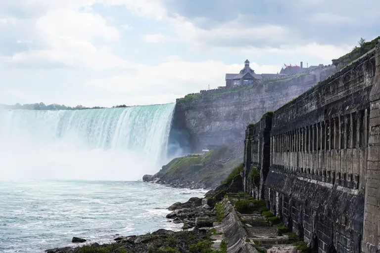 Niagara Falls new 768x512