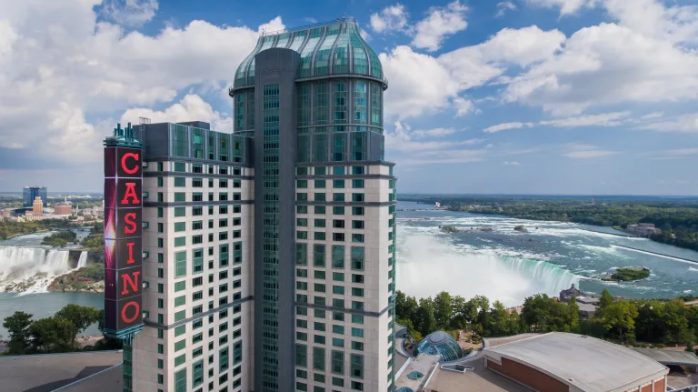 fallsview casino exterior 768x431