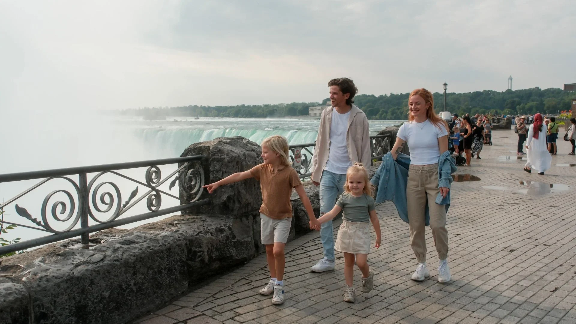 Niagara Falls Guided Walking Tours 1